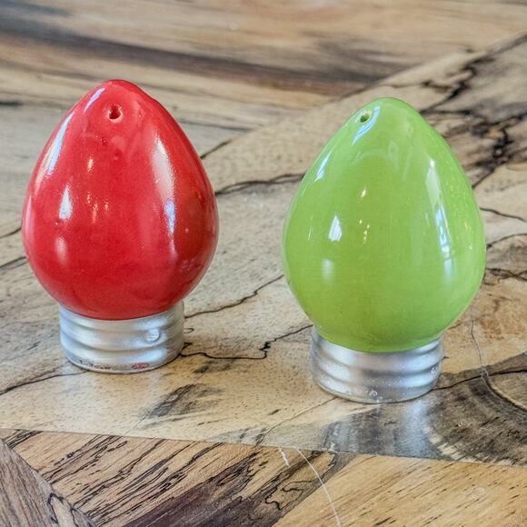Holiday Christmas Light Bulb Ceramic Salt and Pepper Shaker Set, Holiday Kitchen - Picture 6 of 10